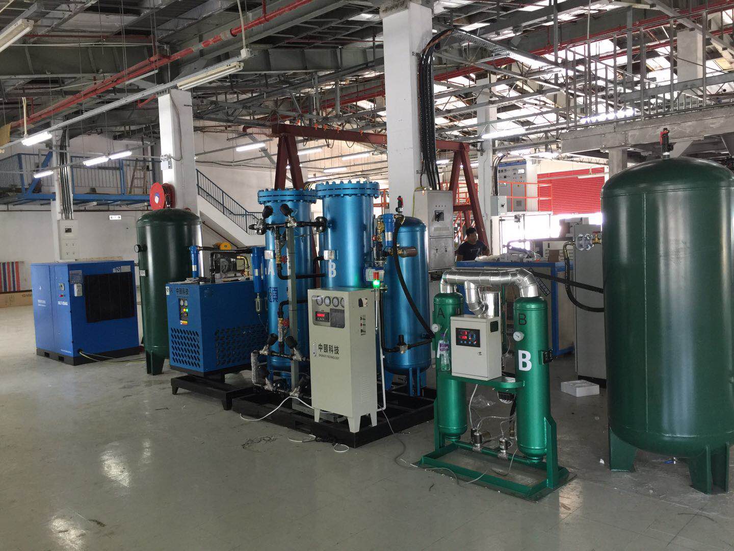 Exported to Hong Kong a factory full set of high pure nitrogen equipment start-up operation Exported to Hong Kong a factory full set of high pure nitrogen equipment start-up operation